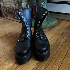 Dr. Marten’s Sinclair Hi Max